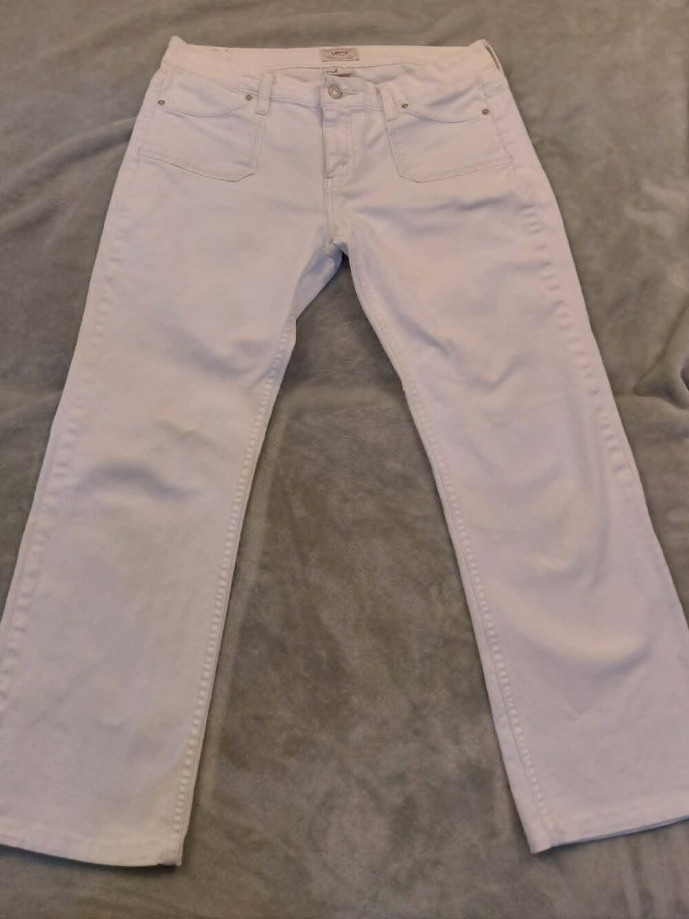 Levi's 545 Low Boot Cut Jeans | Women's Size 10 | Classic White Denim 🤍